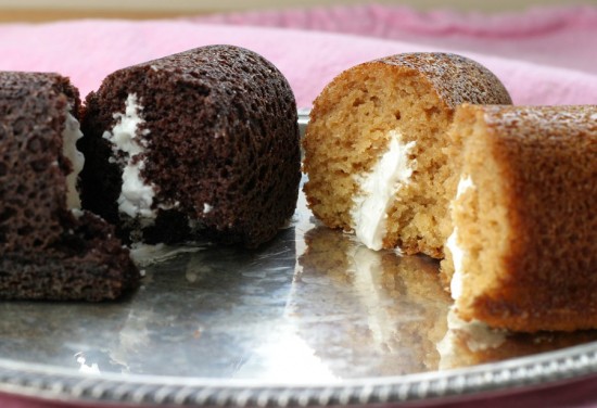 Creme-filled cakes