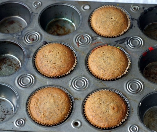 Lemon Poppy Seed Muffin cooling Lemon Poppy Seed Muffin cooling
