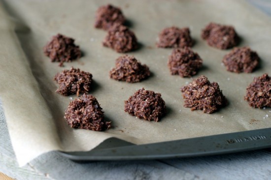 Rows of chocolate macaroons
