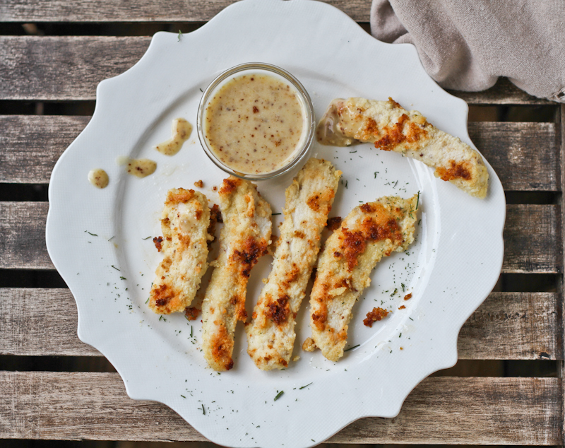 Comfy Belly: Chicken tenders and honey mustard dip