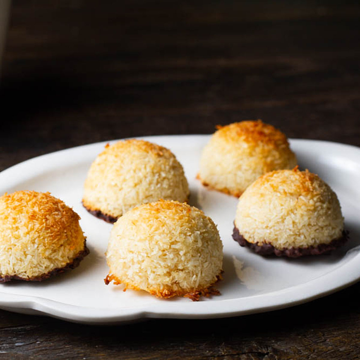 Vanilla Coconut Macaroons