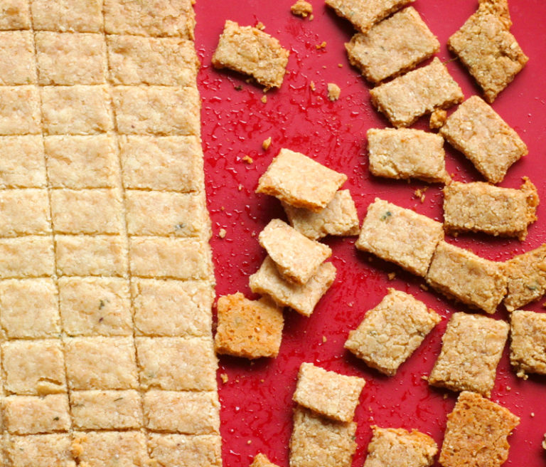 Parmesan Croutons & Crackers Comfy Belly