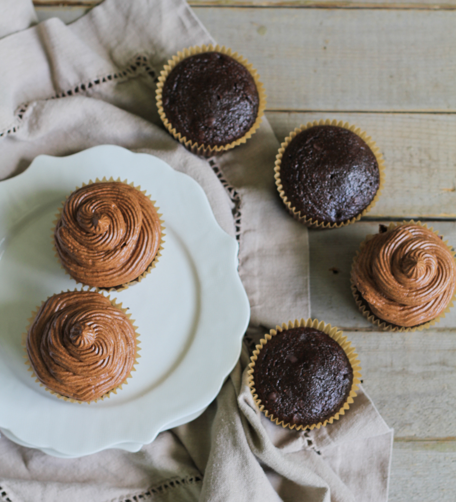 Chocolate Cupcakes {coconut flour} image