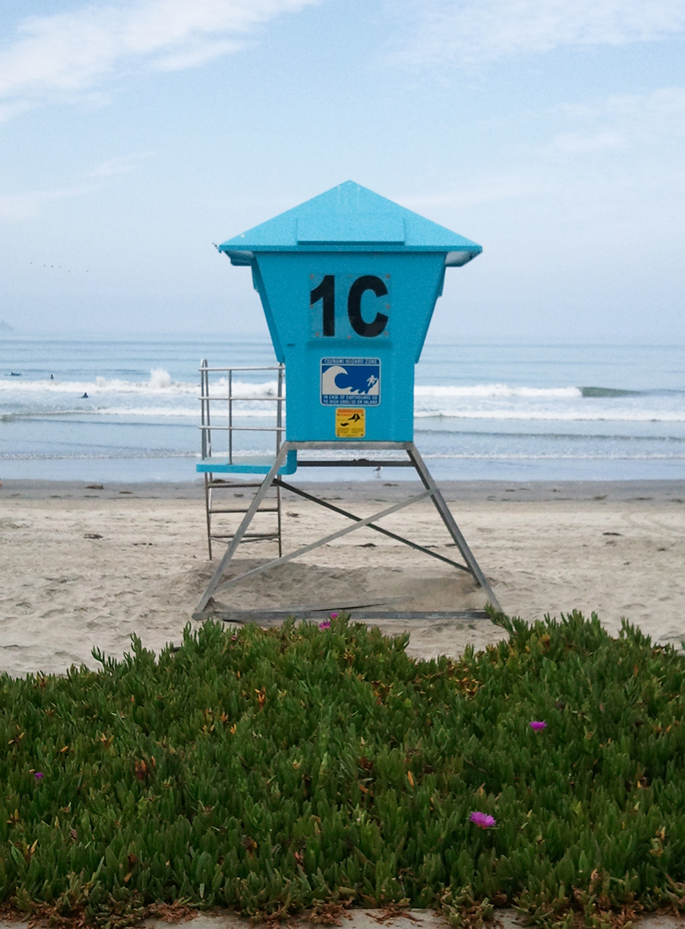 Lifeguard station at Coronado Beach image