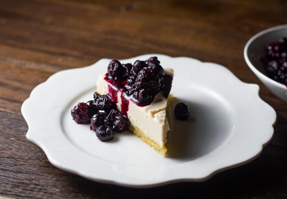 No Bake Cheesecake & Berry Compote 