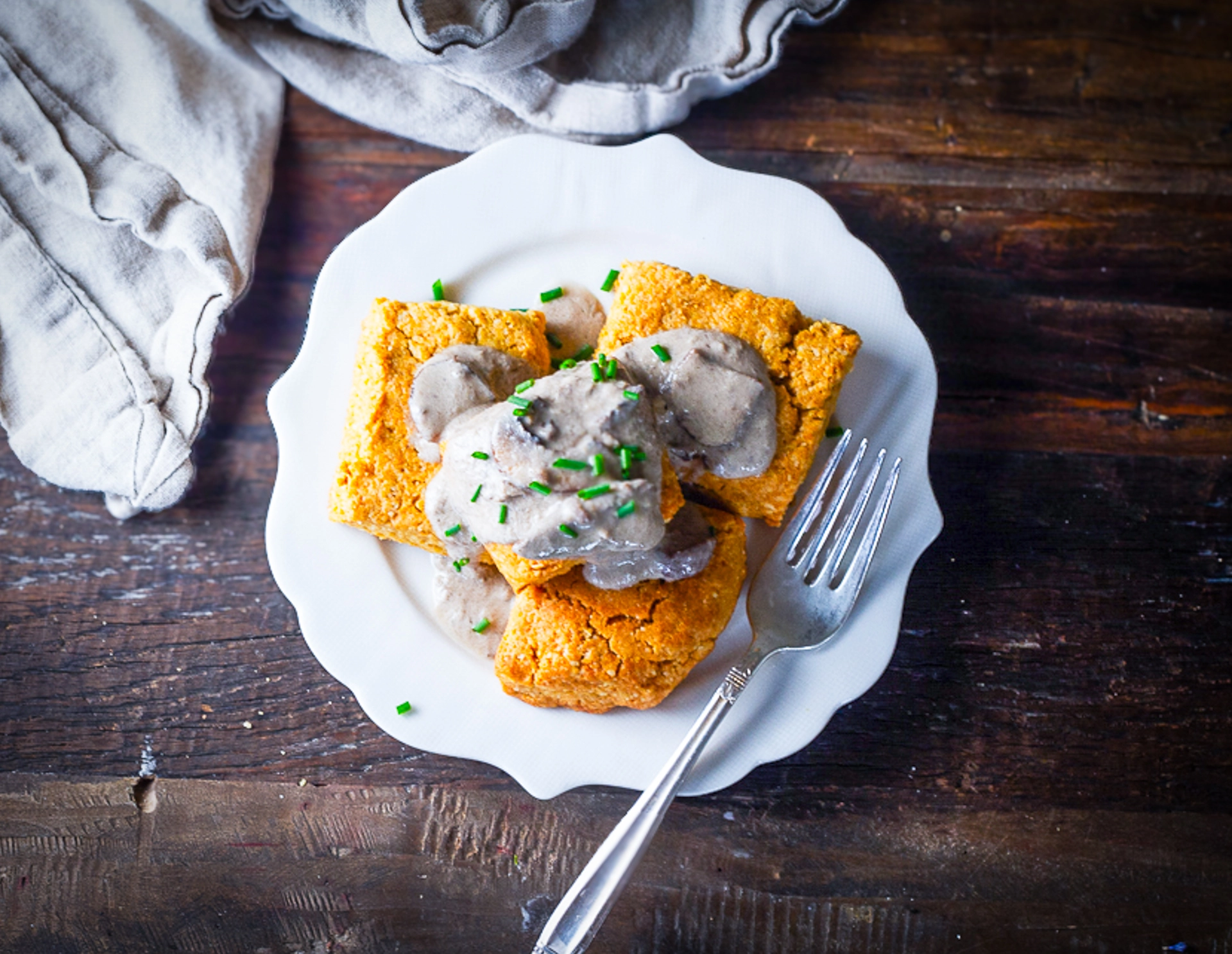 Mushroom Gravy & Biscuits 