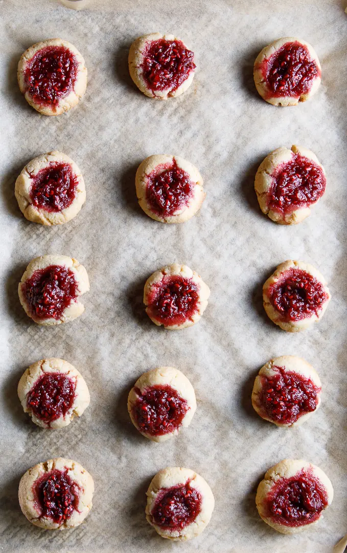 Thumbprint Cookies {almond flour}