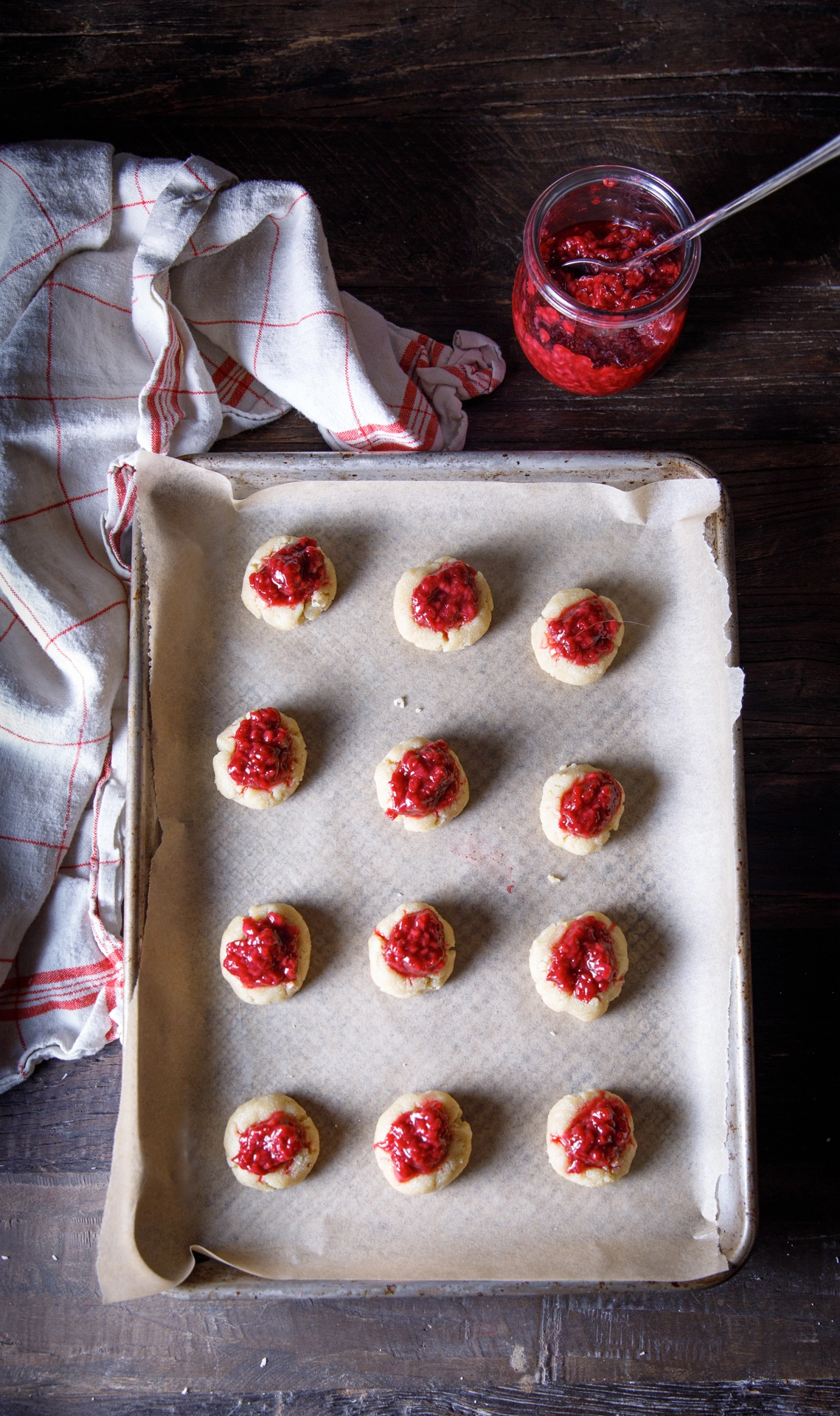 Thumbprint Cookies {almond flour} overhead image