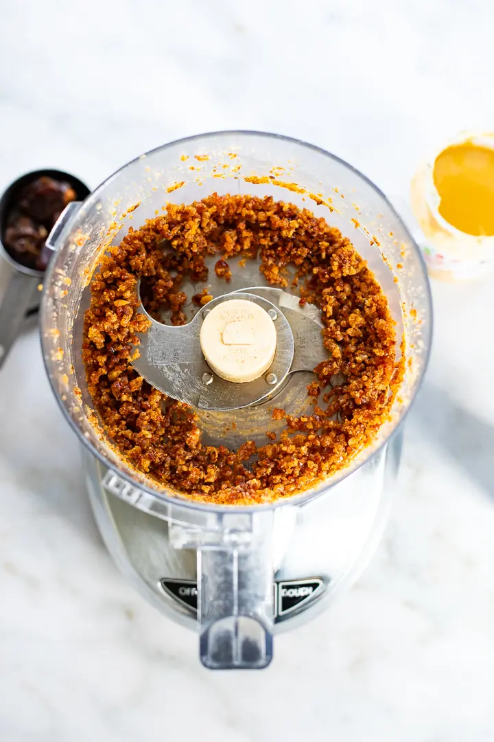 Vanilla Date Bites in food processor